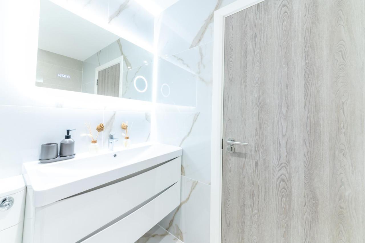 Luxury 2 Bedrooms - 2 Bathrooms - F5 London Kültér fotó
