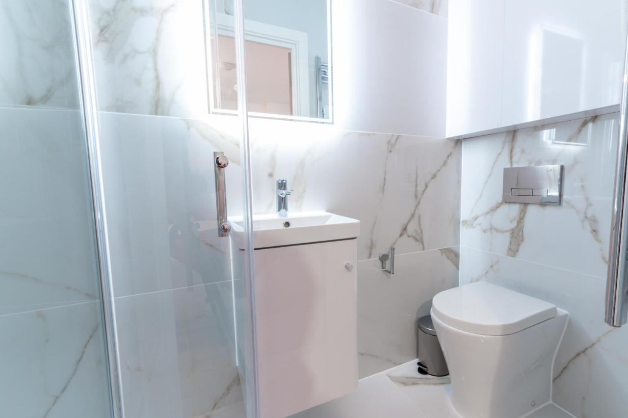 Luxury 2 Bedrooms - 2 Bathrooms - F5 London Kültér fotó